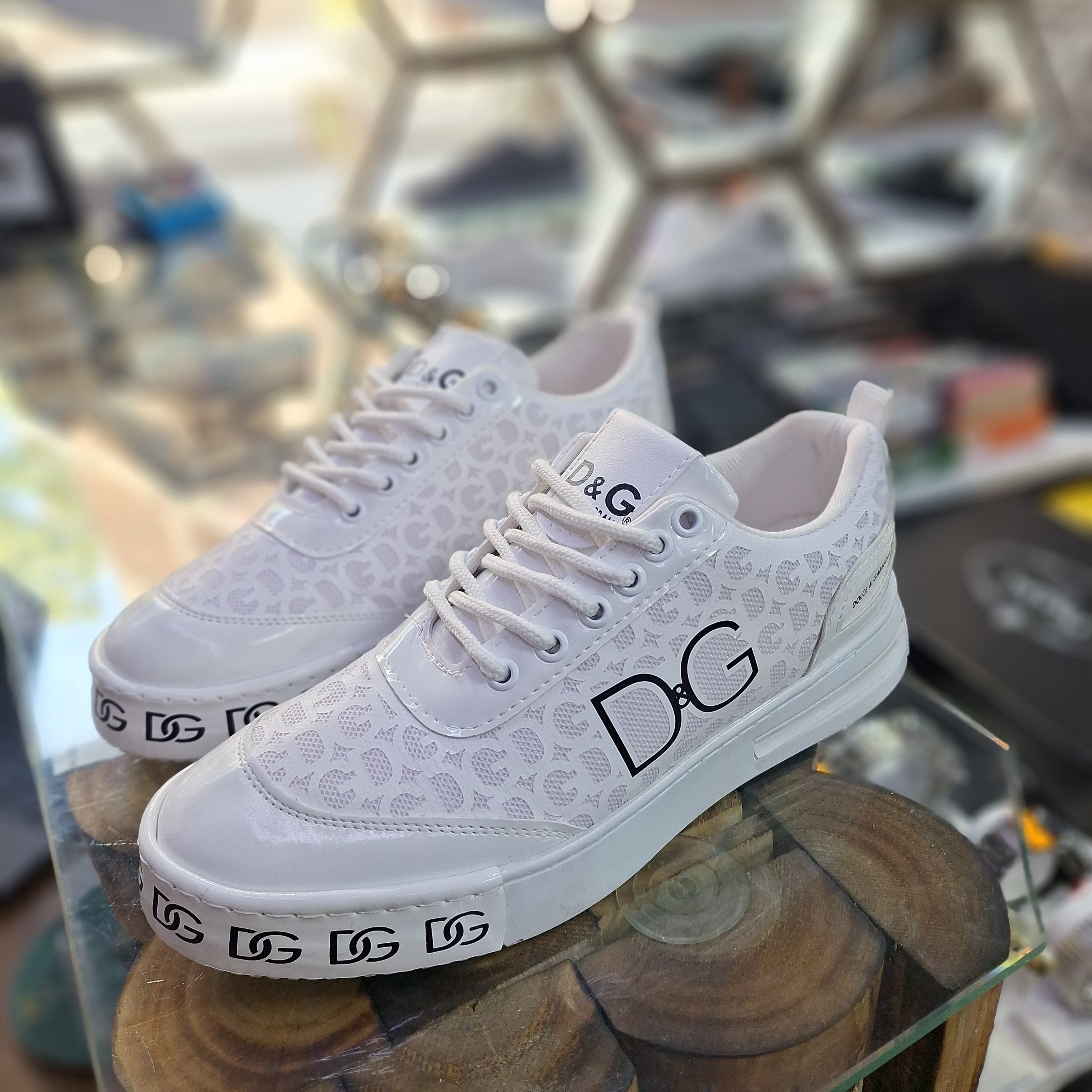 Dolce Gabbana Colors Casual men's shoes  Iconic D&G logo details on the toe and tongue