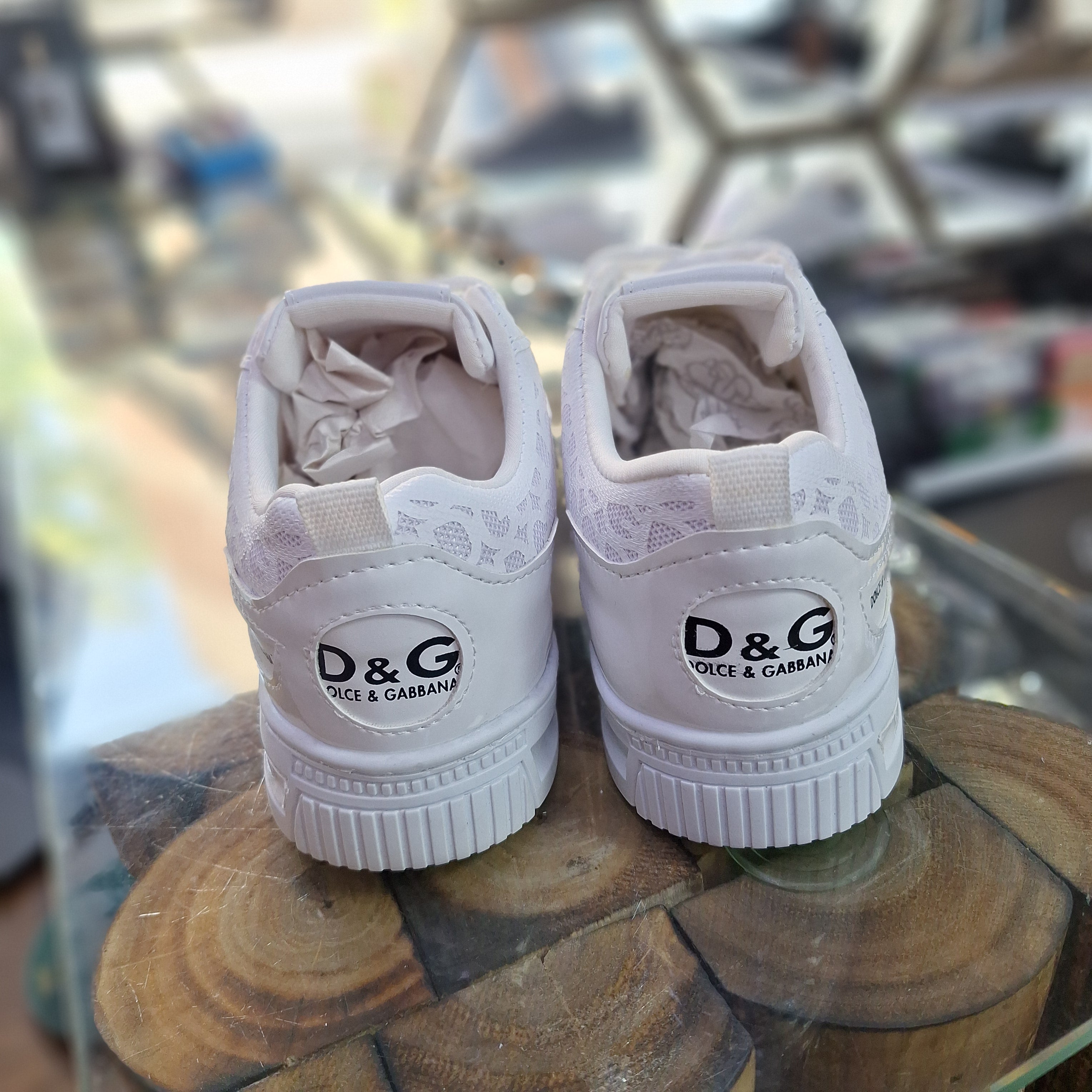 Dolce Gabbana Colors Casual men's shoes  Iconic D&G logo details on the toe and tongue