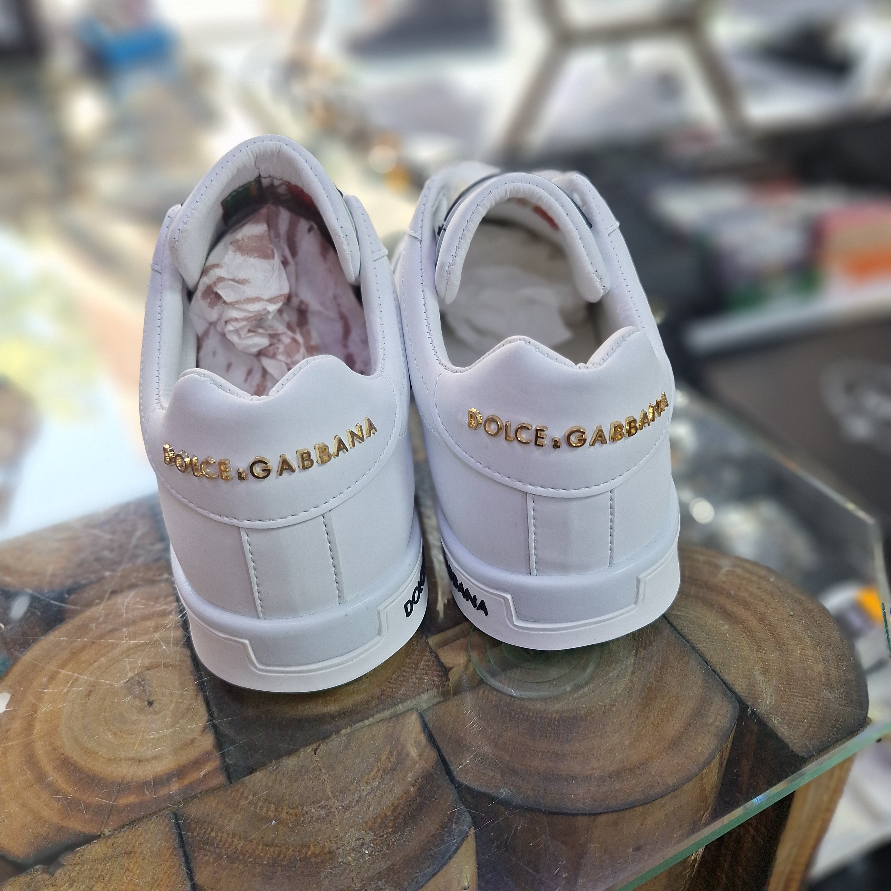 Dolce Gabbana 2 Colors Casual men's shoes  Iconic D&G logo details on the toe and tongue