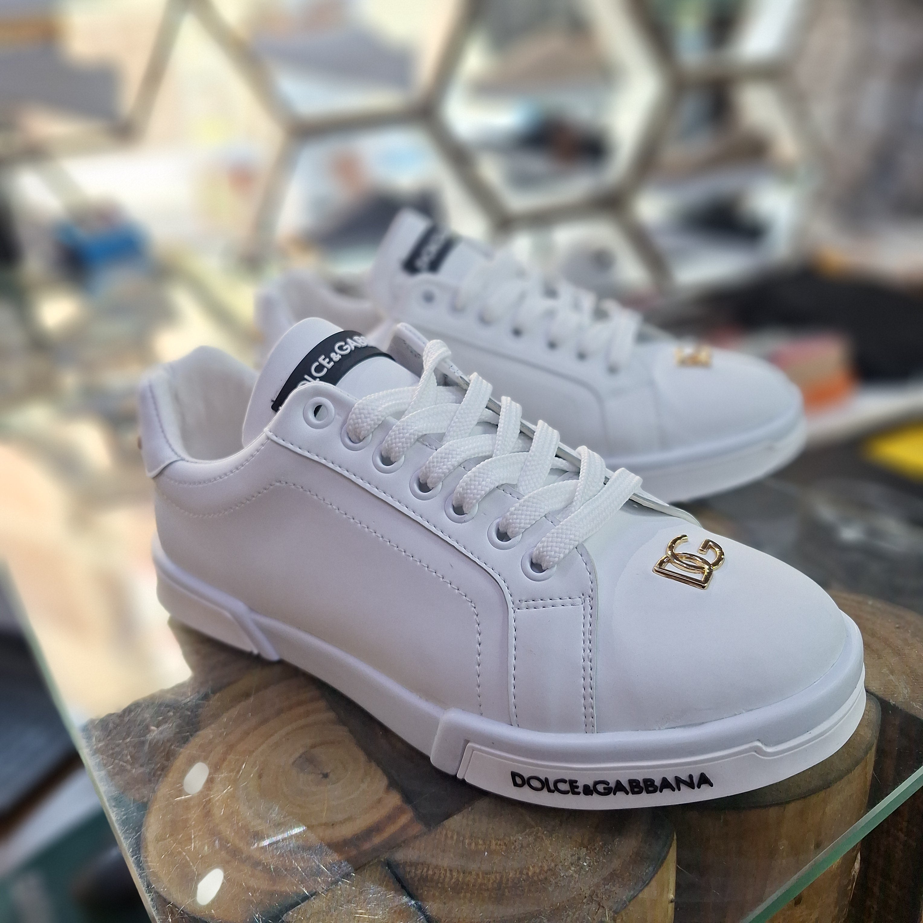 Dolce Gabbana 2 Colors Casual men's shoes  Iconic D&G logo details on the toe and tongue