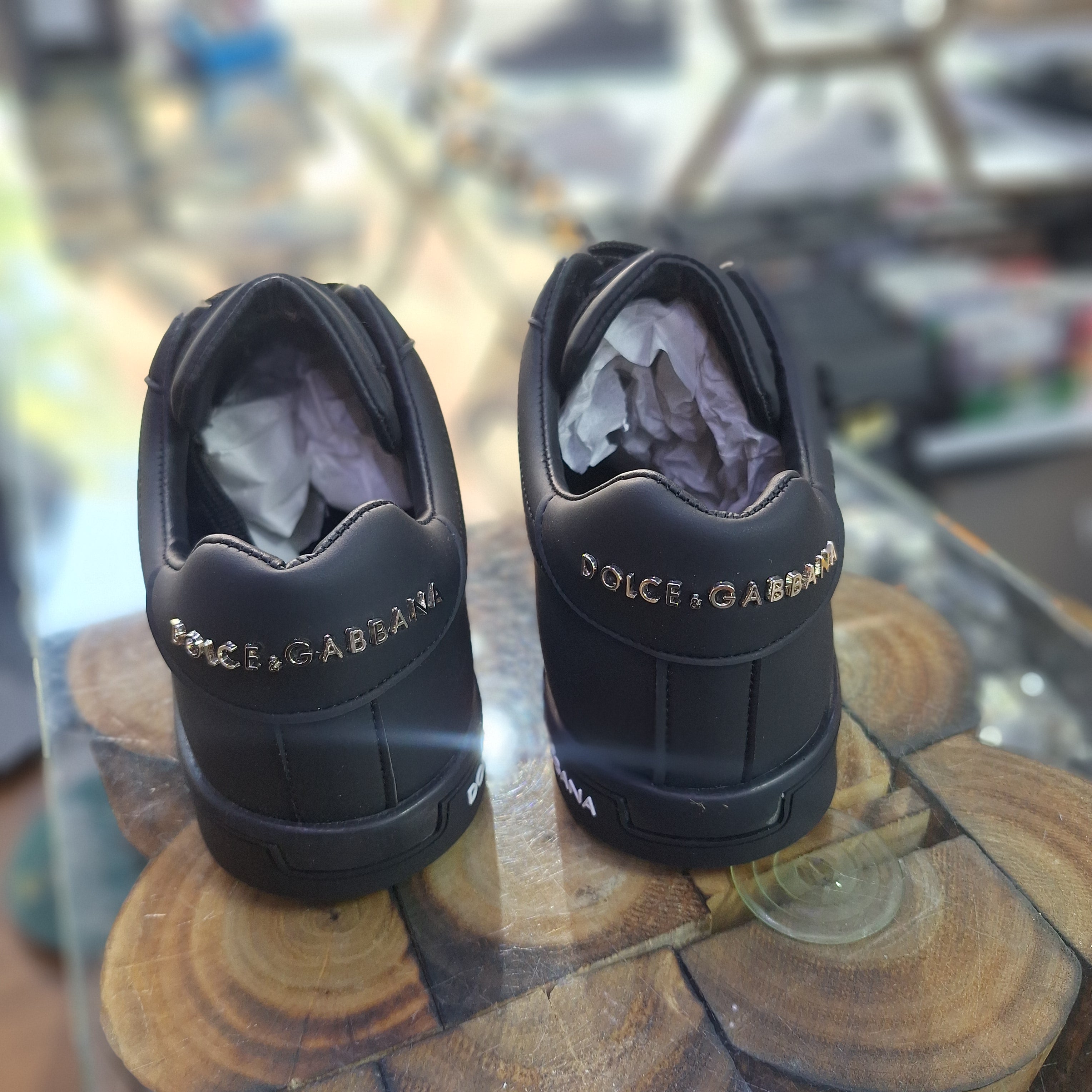 Dolce Gabbana 2 Colors Casual men's shoes  Iconic D&G logo details on the toe and tongue