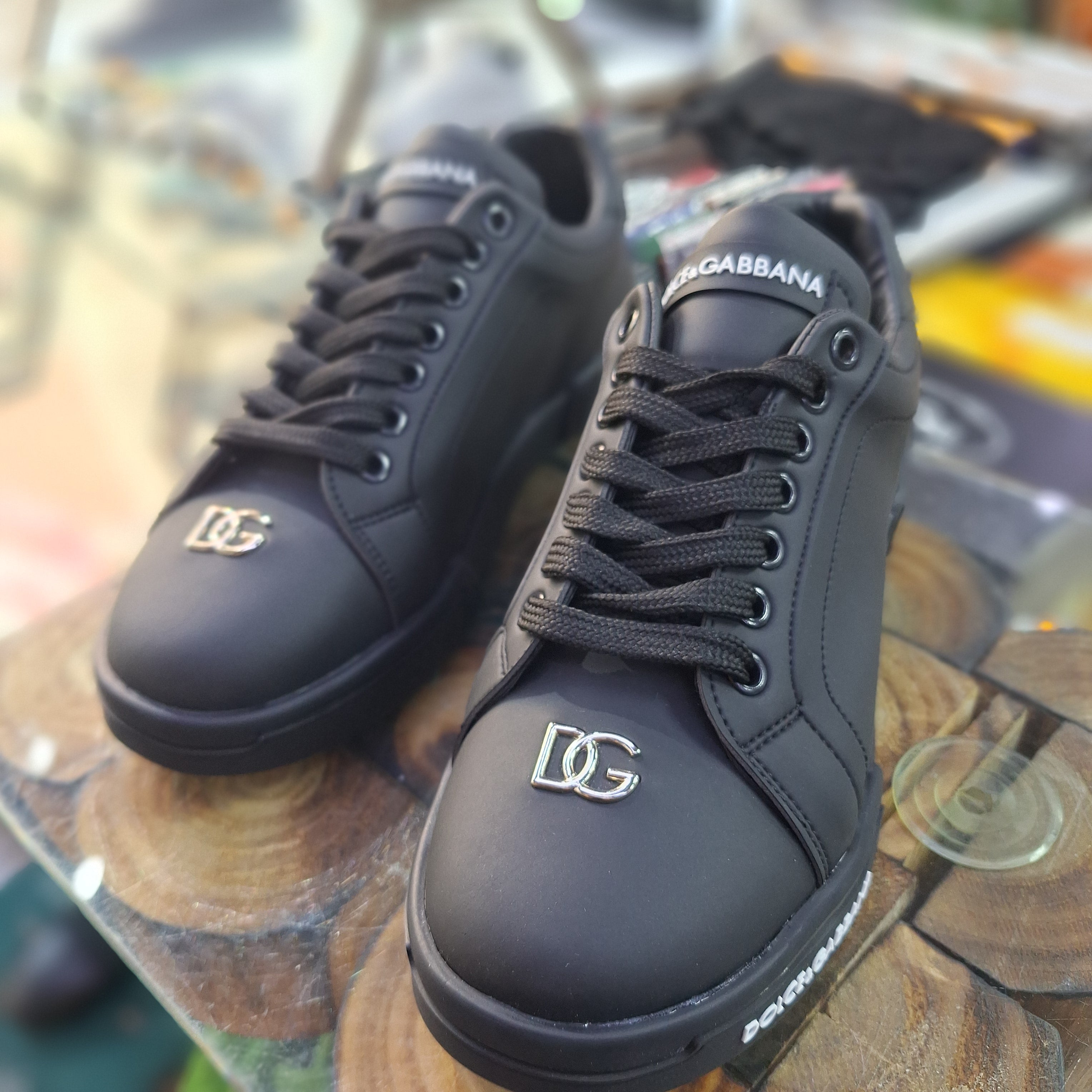 Dolce Gabbana 2 Colors Casual men's shoes  Iconic D&G logo details on the toe and tongue